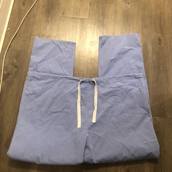 Soft weave Women’s Light Blue Jogger Pull-On Scrub Pant Size Large - Picture 2 of 12